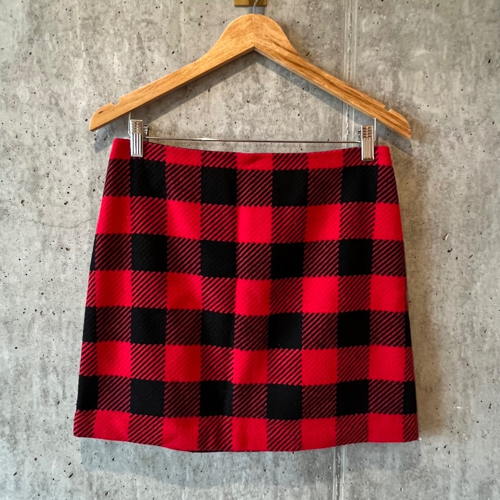 Vineyard Vines Buffalo Plaid skirt